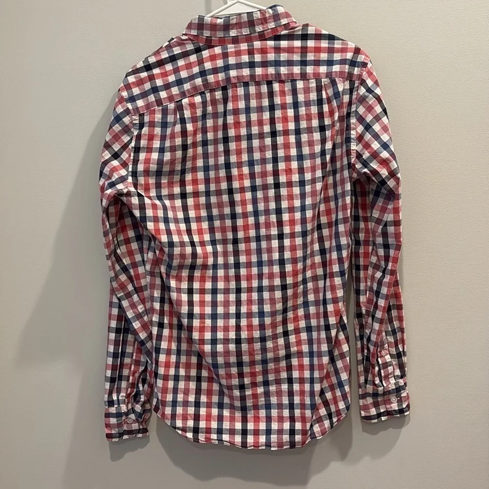 J.Crew men’s plaid collared button down shirt. Size small slim fit. Flex washed